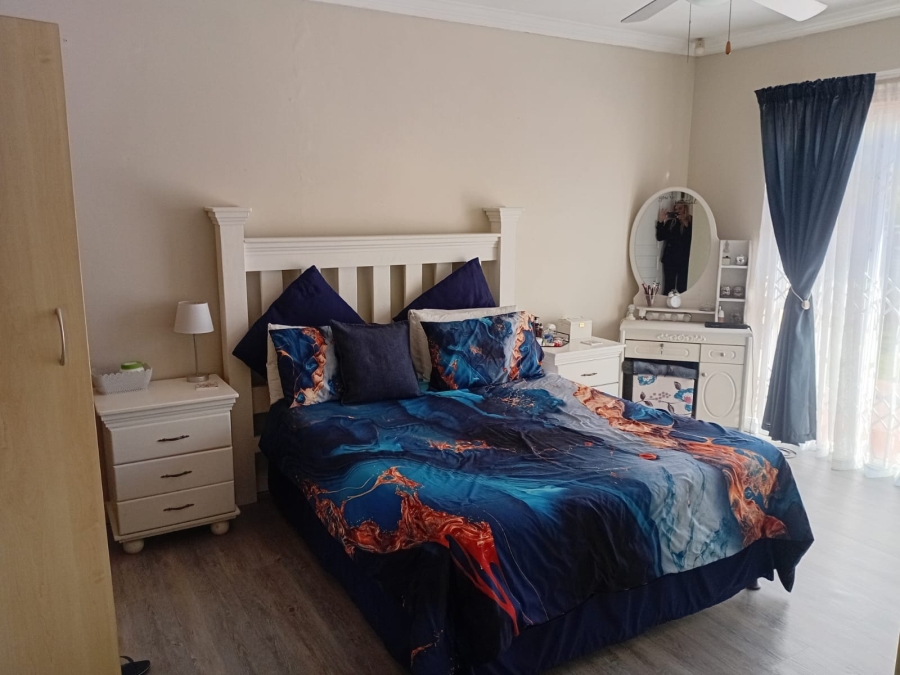 To Let 3 Bedroom Property for Rent in Beacon Bay North Eastern Cape
